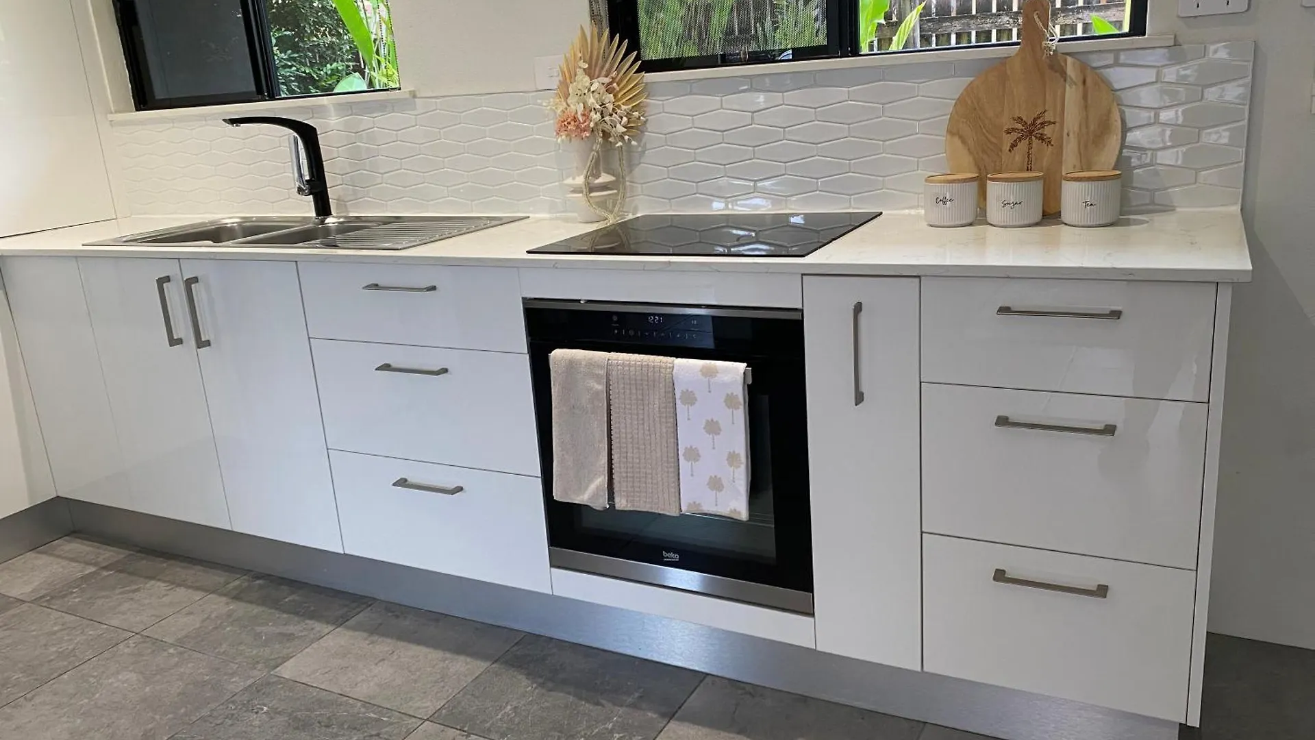 San Antone Luxury In The Cbd Apartment Cairns