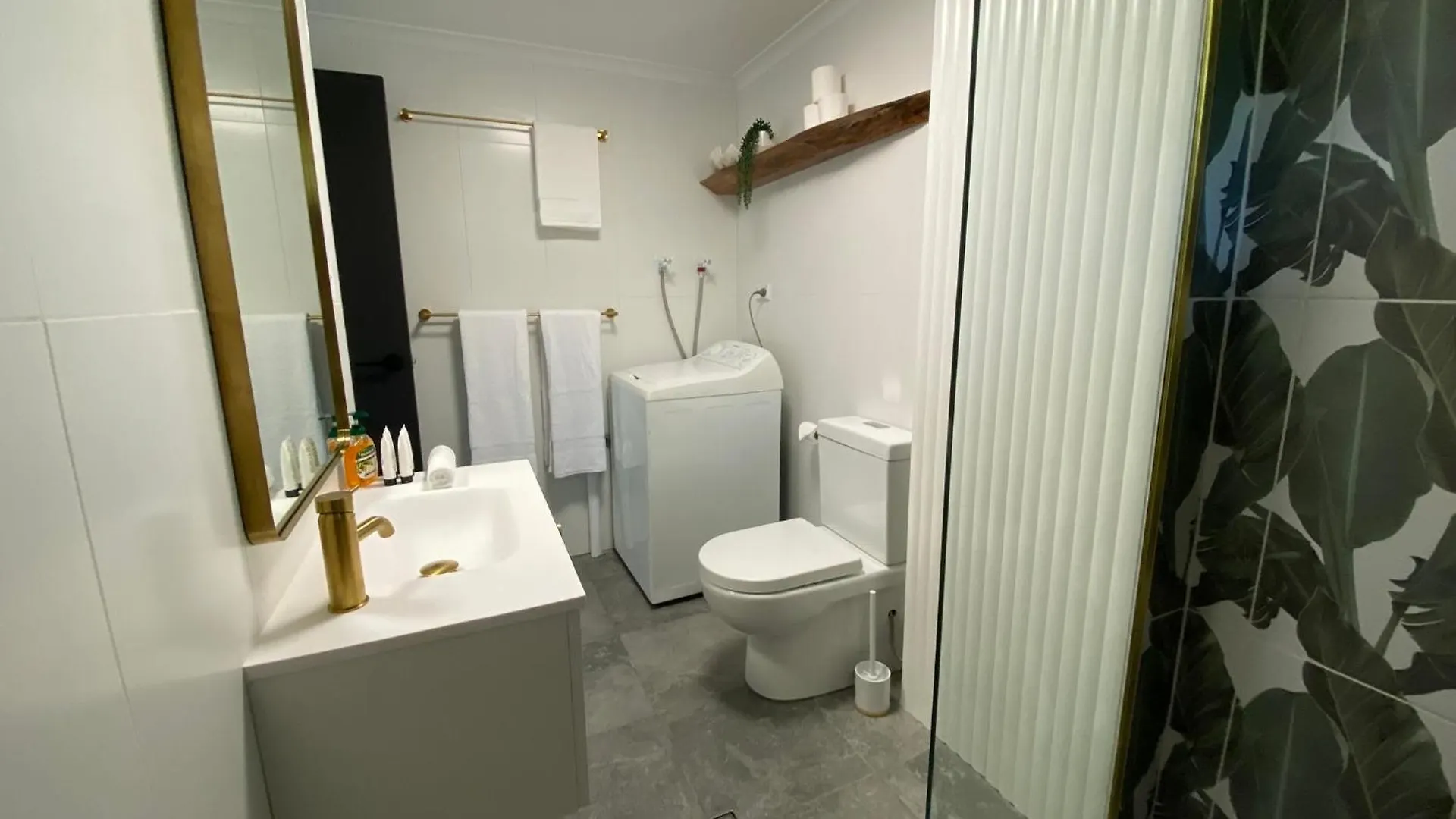 San Antone Luxury In The Cbd Apartment Cairns Australia